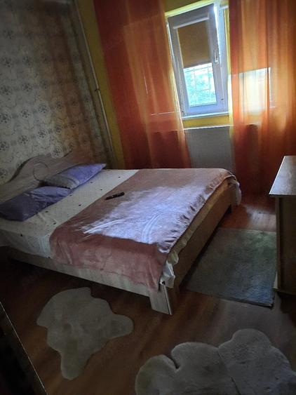 Apartament cu 2 camere semidecomandat în Școlilor