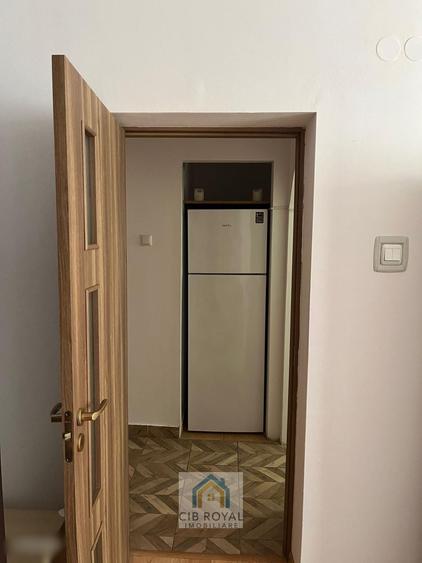 Apartament cu 2 camere semidecomandat, mobilat în Câmpia Libertății