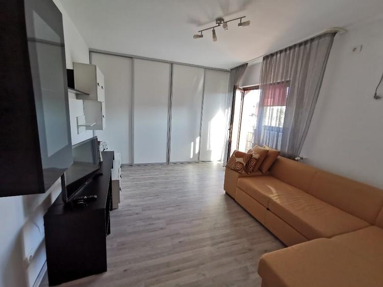 Apartament cu 2 camere decomandat, mobilat în Torontalului