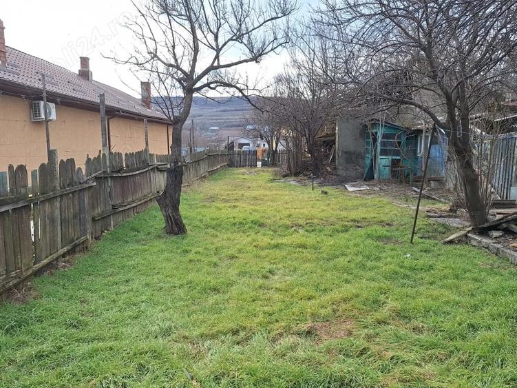 Casă cu Teren 383 Mp în Central