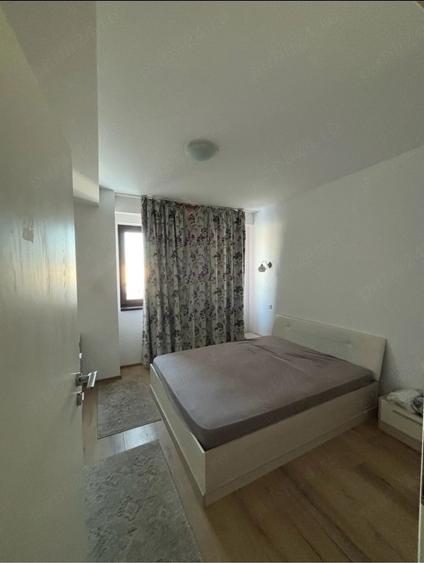 Apartament cu 2 camere decomandat în Sisești