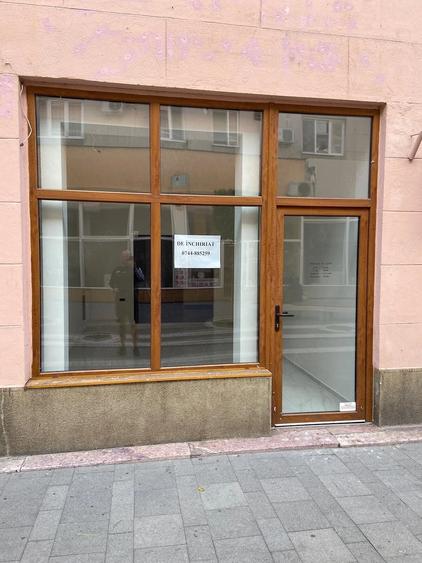 Spațiu comercial, de 50 mp, în Exterior Vest