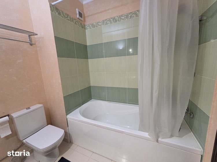 Apartament cu 2 camere semidecomandat în Centrul Civic