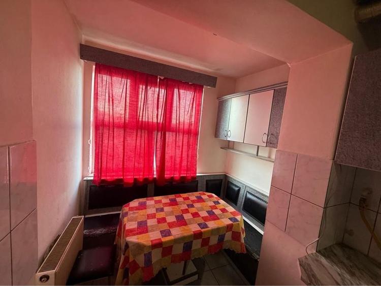 Apartament cu 2 camere în Micro 14