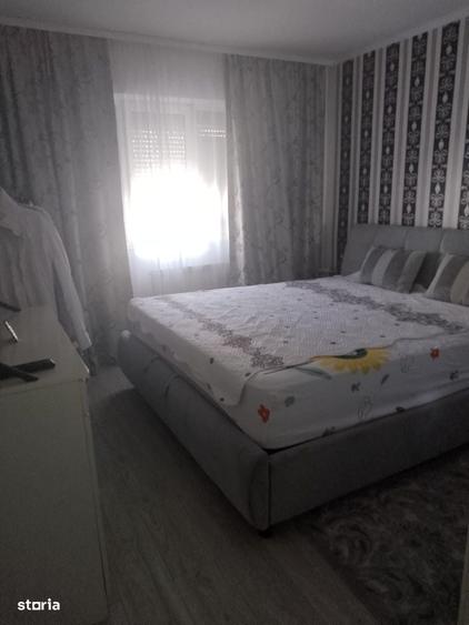 Apartament cu 2 camere decomandat în Buzaului