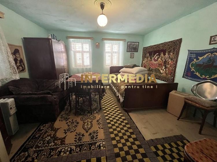 Casă individuală cu 3 camere cu Teren 1300 Mp în Cricău