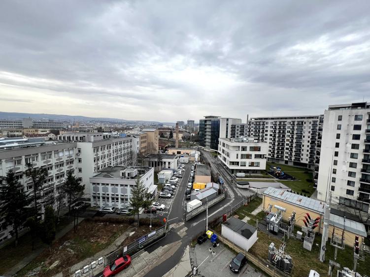 Apartament cu 2 camere semidecomandat în Central