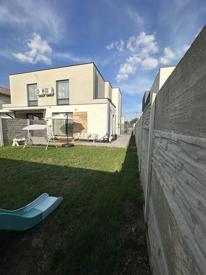 Casă cu 4 camere cu Teren 275 Mp în Sud