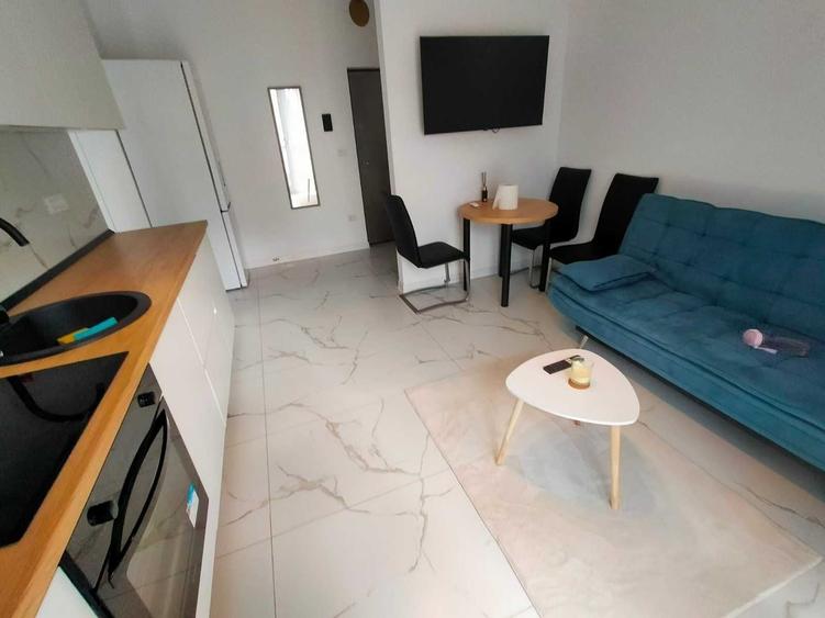 Apartament cu 2 camere semidecomandat în Neptun