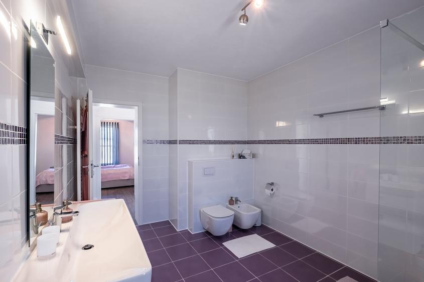 Casă individuală cu 4 camere cu Teren 347 Mp în Daia
