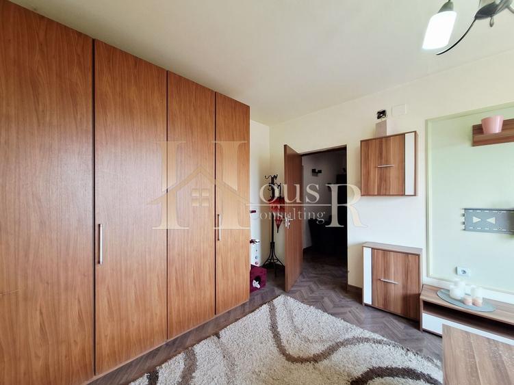 Apartament cu 3 camere decomandat, mobilat în Circumvalațiunii