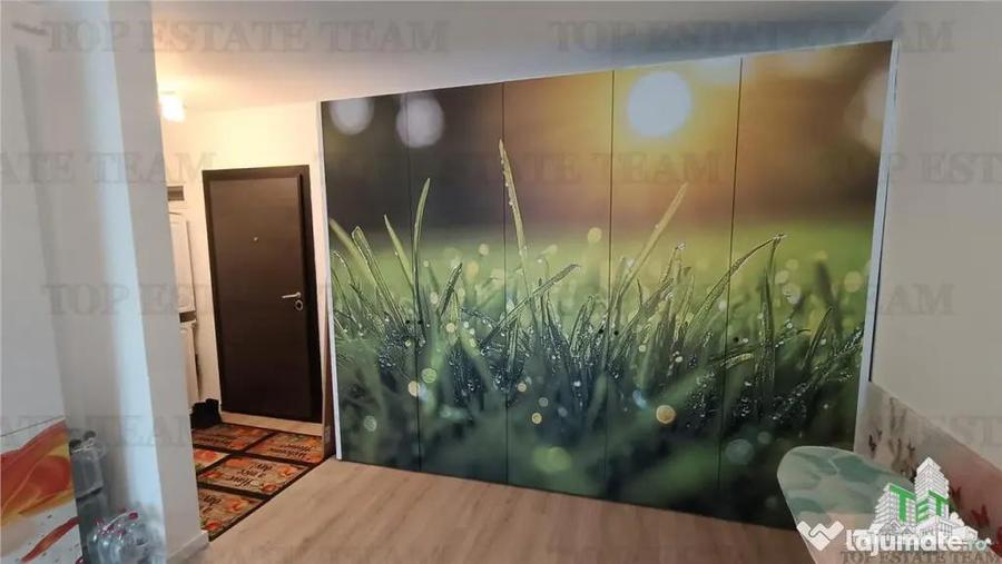Apartament cu 2 camere semidecomandat, mobilat în Central