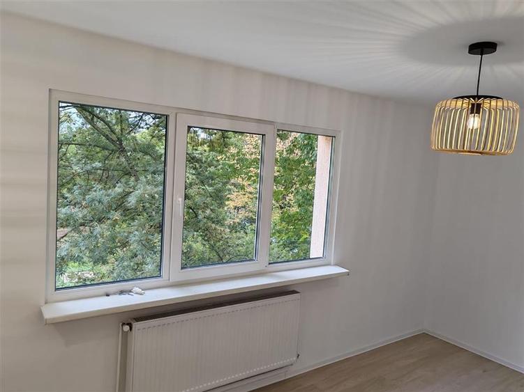 Apartament cu 2 camere semidecomandat în Astra