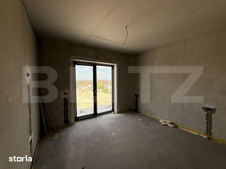 Apartament cu 2 camere semidecomandat în Cârcea