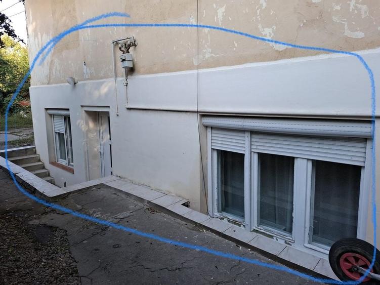 Casă în Central