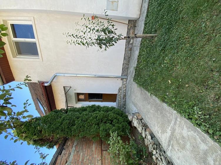 Casă cu Teren 540 Mp în Central
