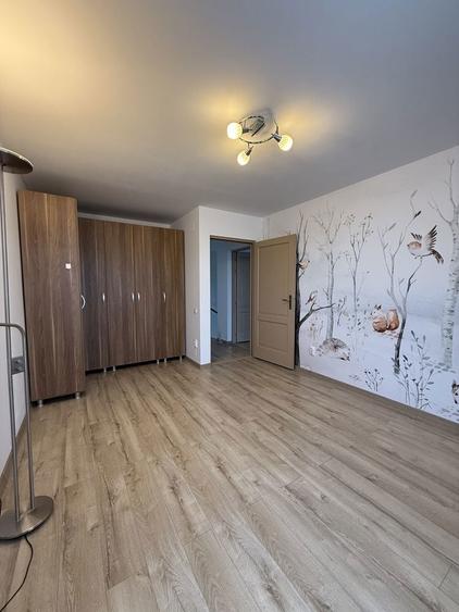Casă cu 4 camere în Feleacu