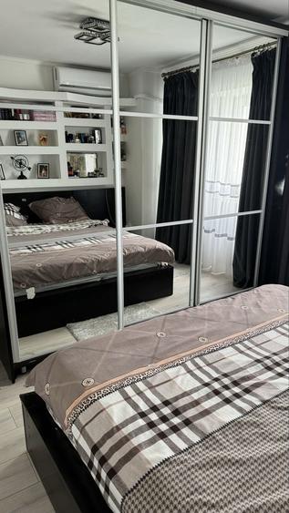 Apartament cu 3 camere semidecomandat în 13 Septembrie