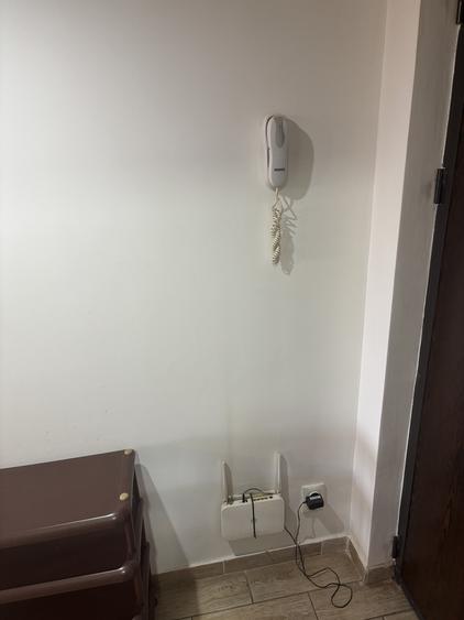 Garsonieră decomandată, mobilată în Costin Georgian