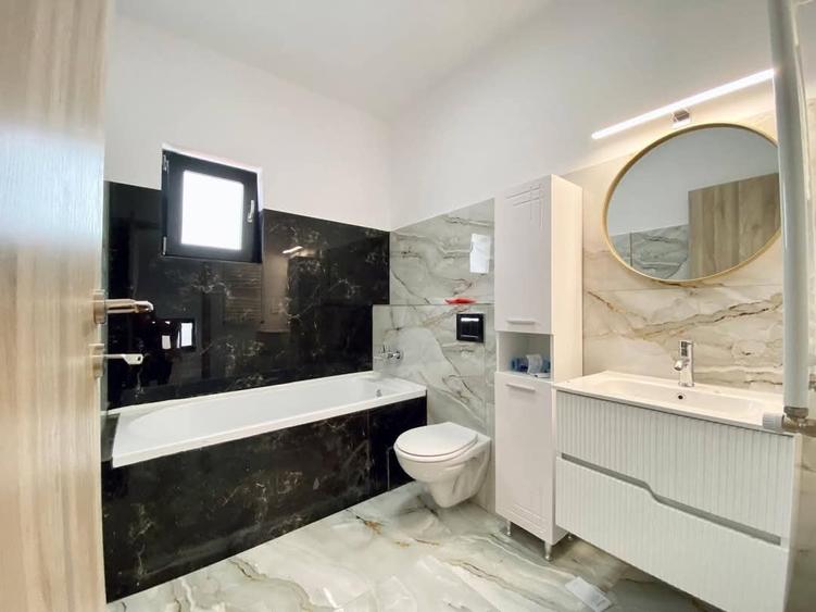 Casă individuală cu 5 camere cu Teren 330 Mp în Berceni