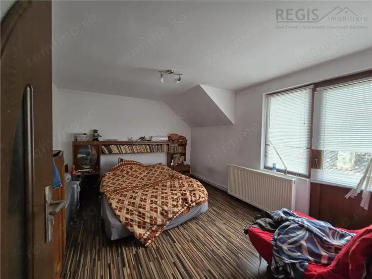 Casa in Centrul Prejmerului - 13