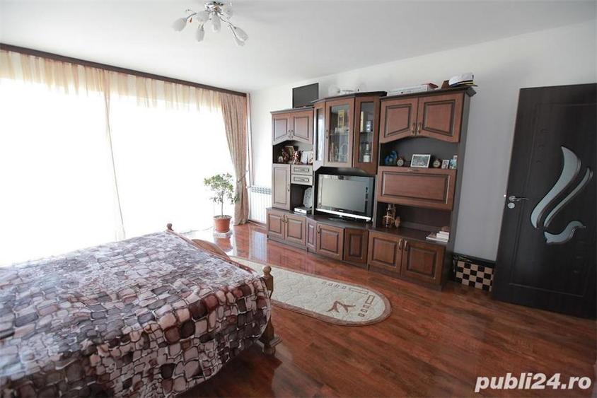 Casă cu 5 camere cu Teren 604 Mp în Dubova