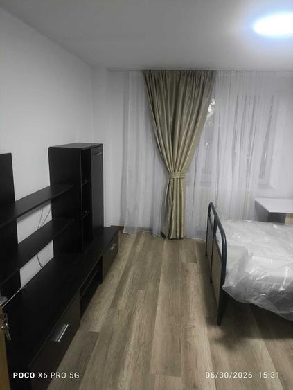 Casă cu 4 camere cu Teren 600 Mp în Central