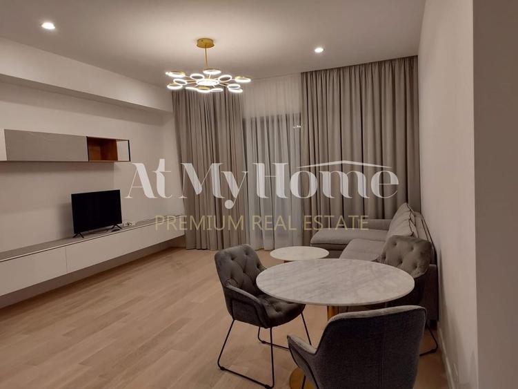 Apartament cu 2 camere decomandat, mobilat în Barbu Văcărescu