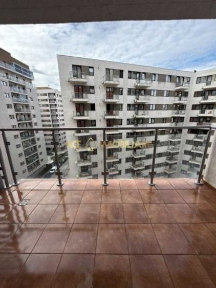 Apartament cu 2 camere semidecomandat, mobilat în Mihai Bravu