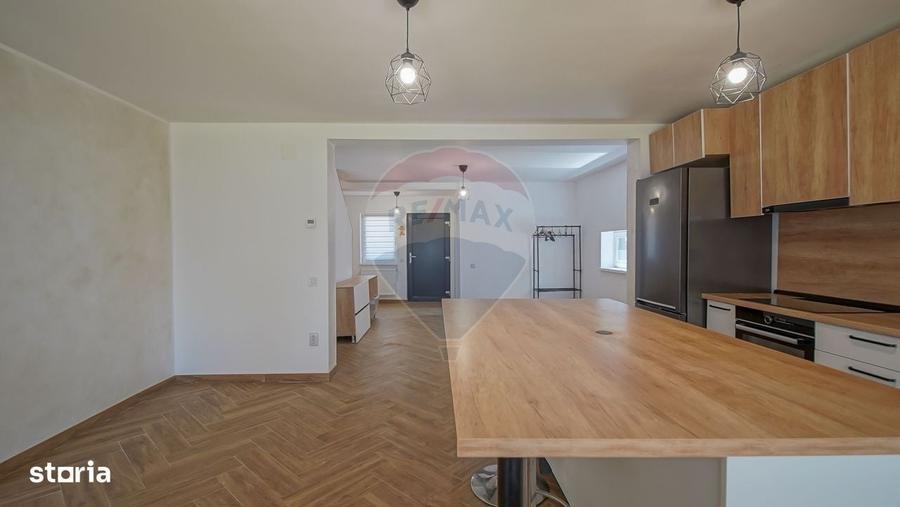 Casa de vanzare, Tarlungeni - 3