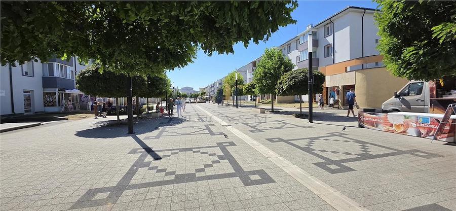 Spațiu comercial, de 170 mp, în Central