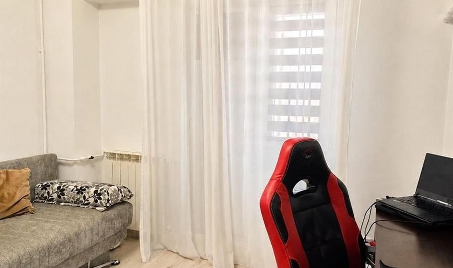 Apartament cu 3 camere decomandat în Unirii