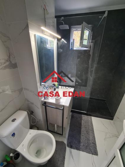 Apartament cu 4 camere decomandat în Câmpina