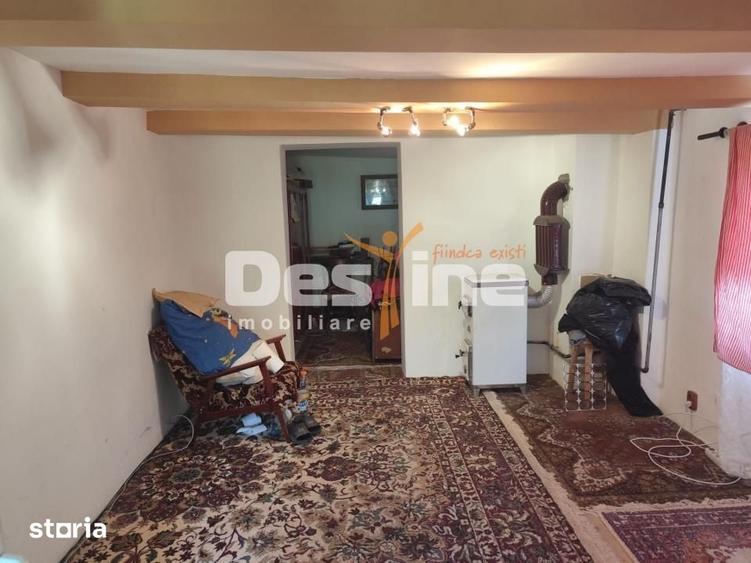 Casă cu 4 camere cu Teren 1075 Mp în Florești