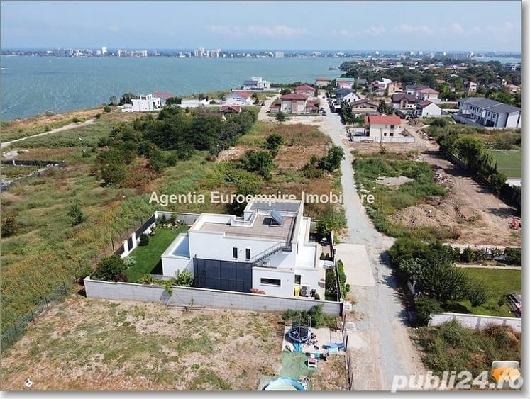 Teren de 400 mp, în Palazu Mare