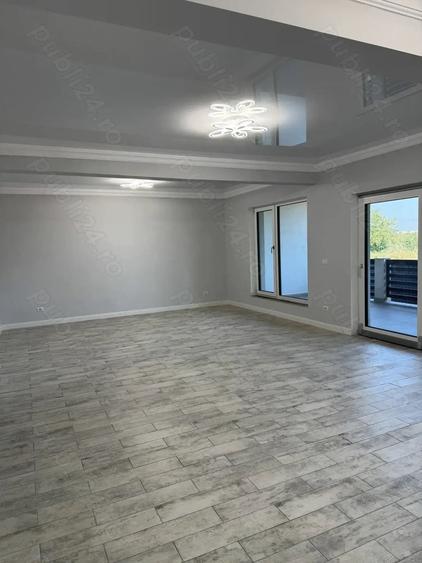 Casă cu Teren 600 Mp în Horia
