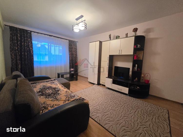 Apartament cu 3 camere decomandat în Frumoasa