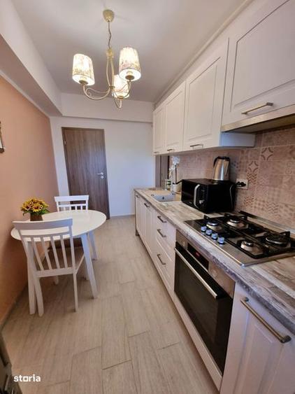 Apartament cu 2 camere, mobilat în Păcii