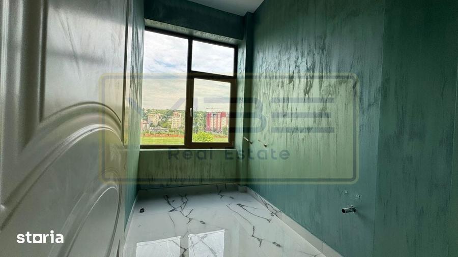 Apartament cu 3 camere decomandat în Dacia