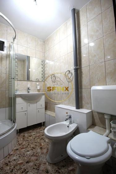 Apartament cu 3 camere semidecomandat, mobilat în Baba Novac