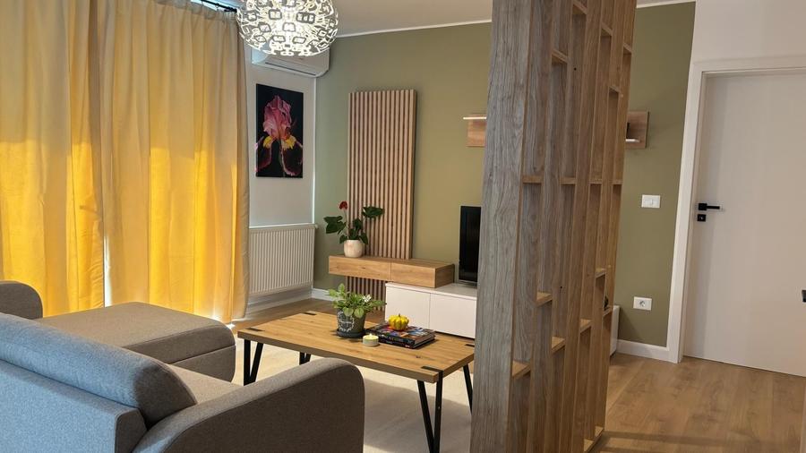 Apartament cu 2 camere decomandat, mobilat în Cetate