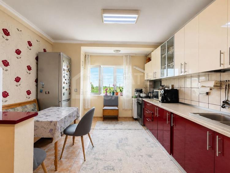 Apartament cu 2 camere decomandat, mobilat în Mărăști