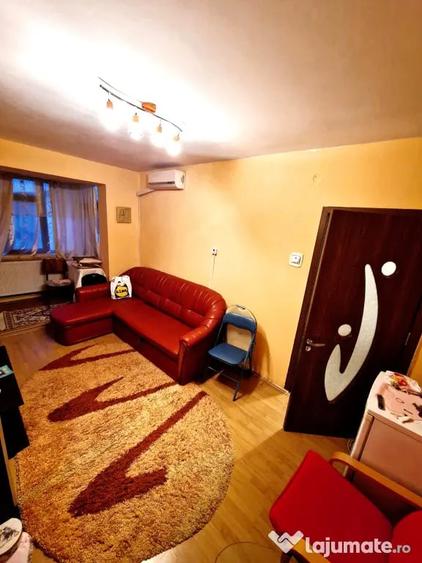 Apartament cu 2 camere semidecomandat în Est