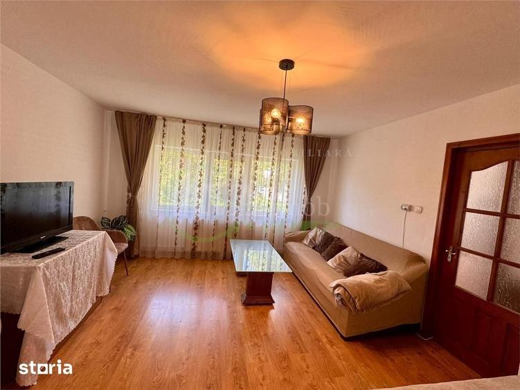 Garsonieră decomandată în Central