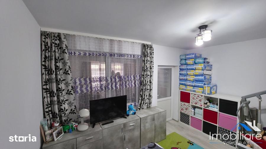 Casă cu 2 camere cu Teren 199 Mp în Central