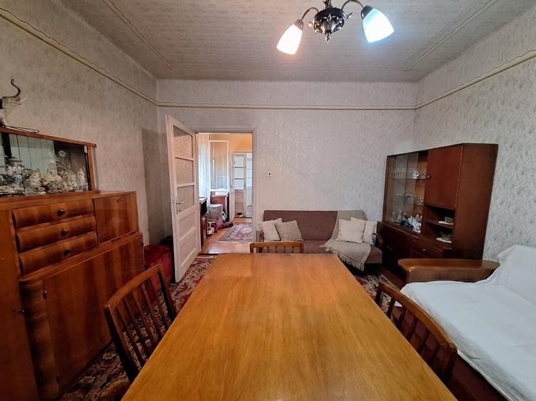 Duplex cu 3 camere cu Canalizare în Lunei