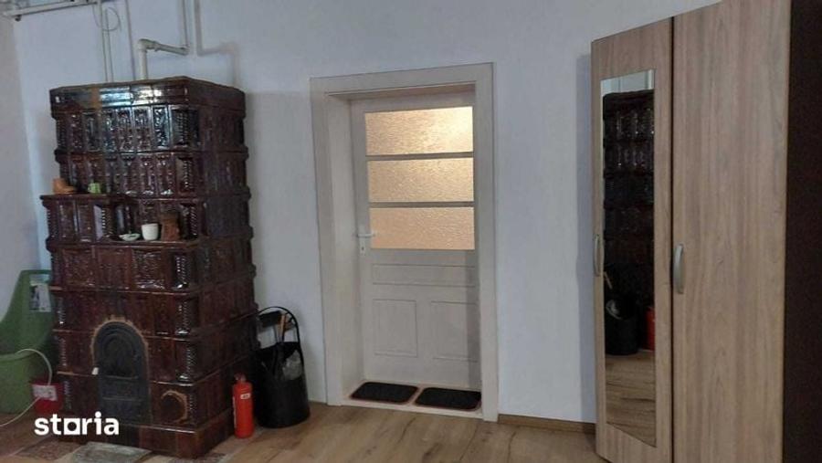 Casă cu 3 camere cu Teren 90 Mp în Ginta