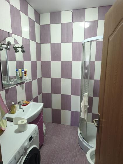 Apartament cu 3 camere decomandat în Micălaca