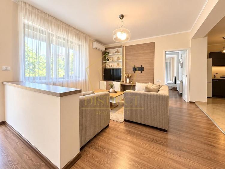 Apartament cu 3 camere semidecomandat, mobilat în Olimpia-Stadion