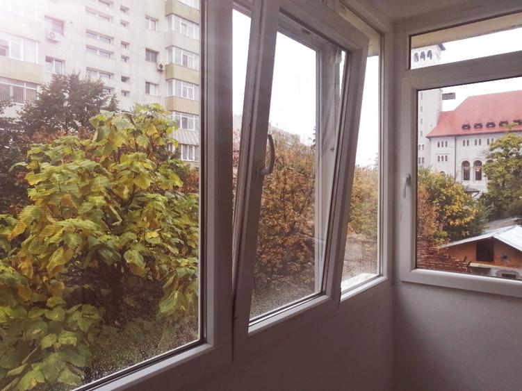 Apartament cu 2 camere semidecomandat în Banu Manta